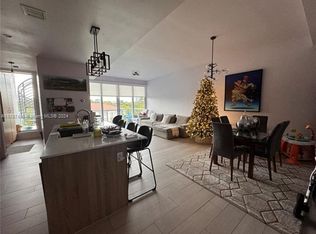 545 SW 11th St UNIT 305, Miami, FL 33129