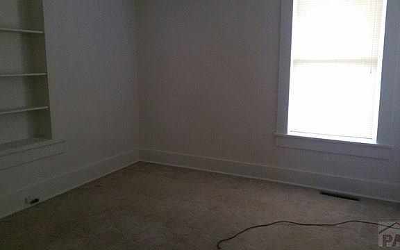 4th image of 206 N 13th St