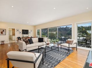 2422 Carman Crest Dr, Los Angeles, CA 90068