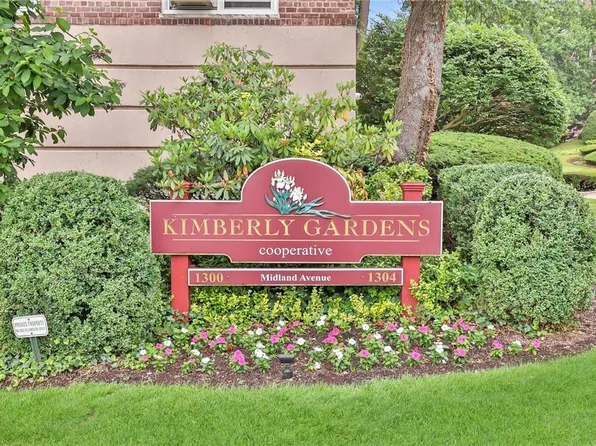 1300 Midland Avenue #A23, Yonkers, NY 10704