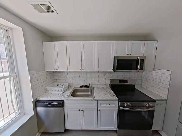 2036 N Gratz St — Photo 2