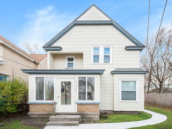 1004 Temple St SE, Grand Rapids, MI 49507