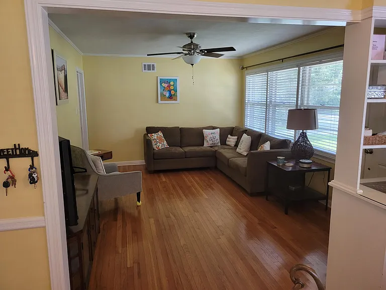 5510 Habersham St — Photo 3