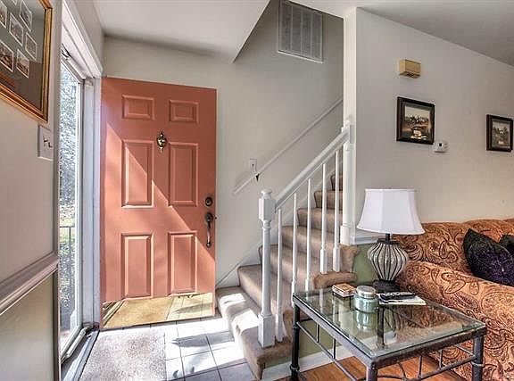 4th image of 10130 Saint Joan Ave