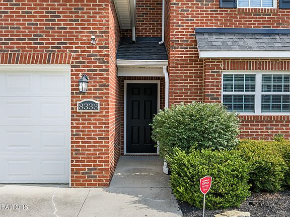 3rd image of 8333 Tumbled Stone Way