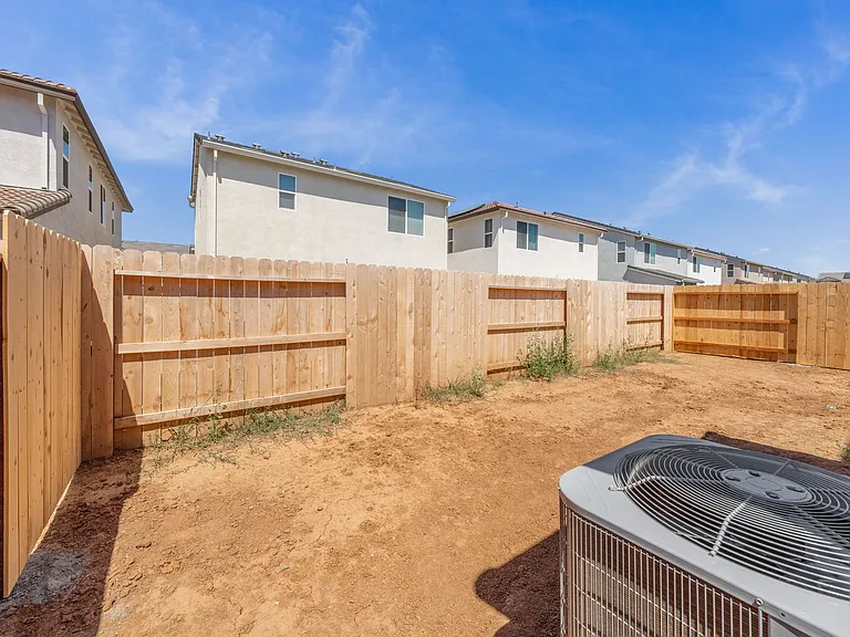 8326 Mincey Way — Photo 40