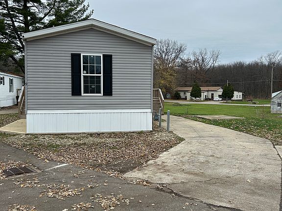 4th image of 673 Armstrong St Lot 9