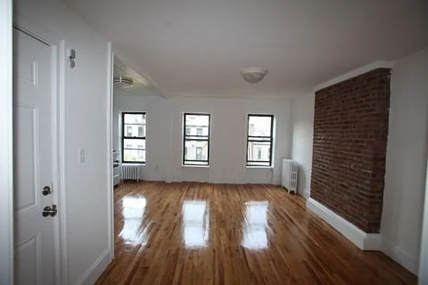 Rented by Park West Realty Company | media 28