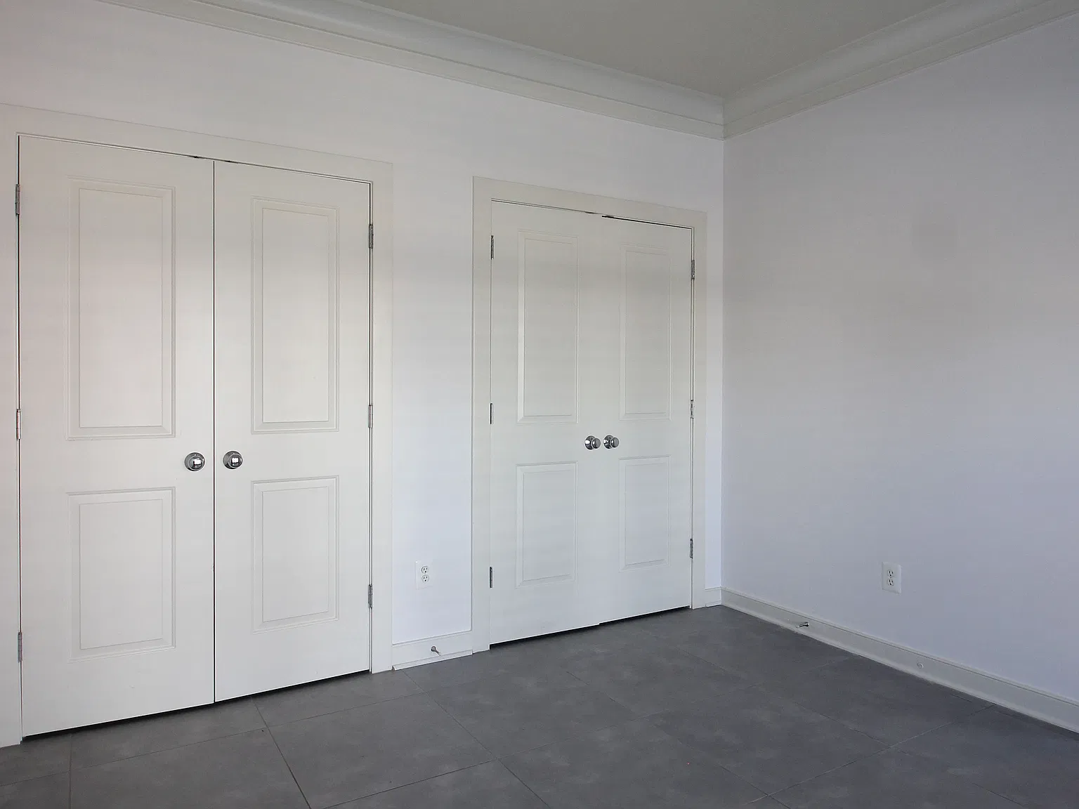 3 bed, 3.5 bath, 1896 sqft, $3,600 — Photo 3