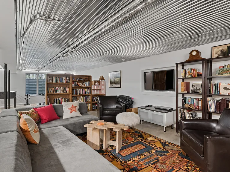 12 Partridge Dr — Photo 28