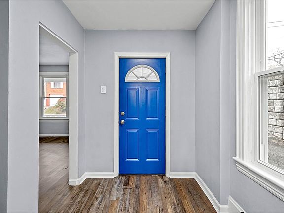 3rd image of 3422 Odair St