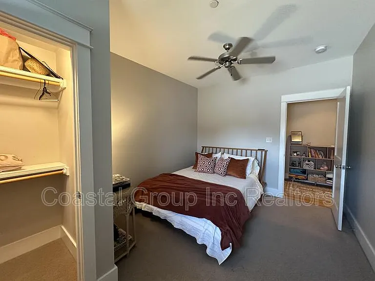 4635 Pleasant Ave #D — Photo 23