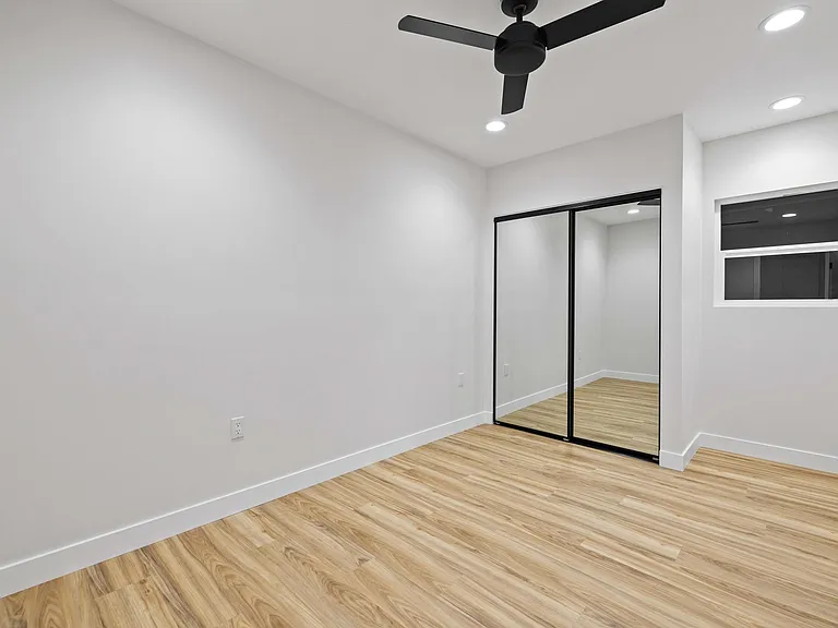 599 Cypress Ave — Photo 13