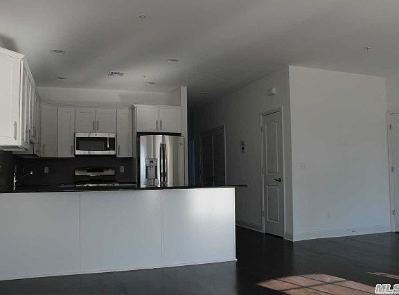 4th image of 88 Millie Ct #88