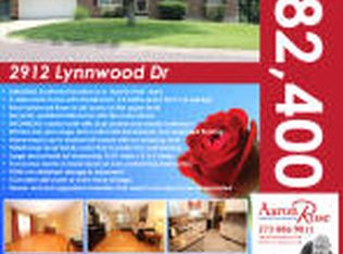 2912 Lynnwood Dr, Columbia, MO 65203