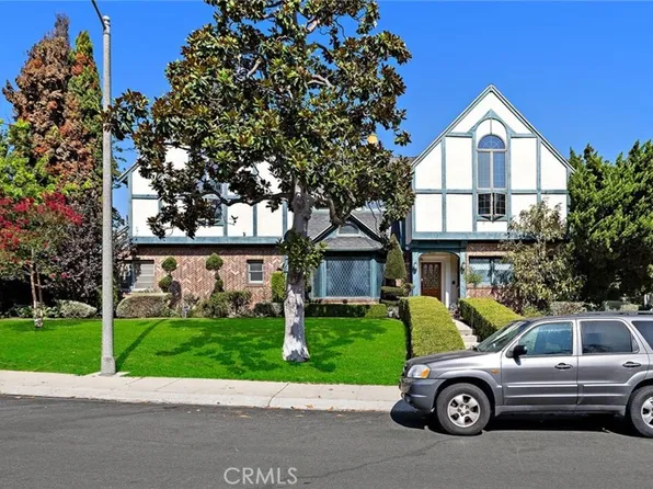8001 Alverstone Ave, Los Angeles, CA 90045