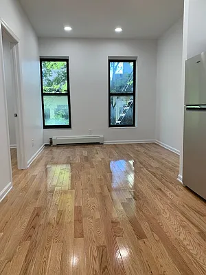 Rented by Dynamik Realty | media 2