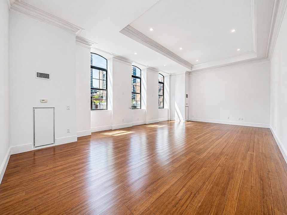 1st image of 351 E 51st St #6