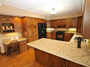 1416 Jeffrey Ct, Carmel, IN 46032