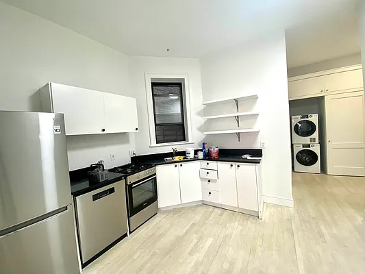 Rented by Corcoran | media 19