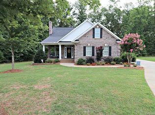 5325 Fox Meadow Ct, Concord, NC 28025