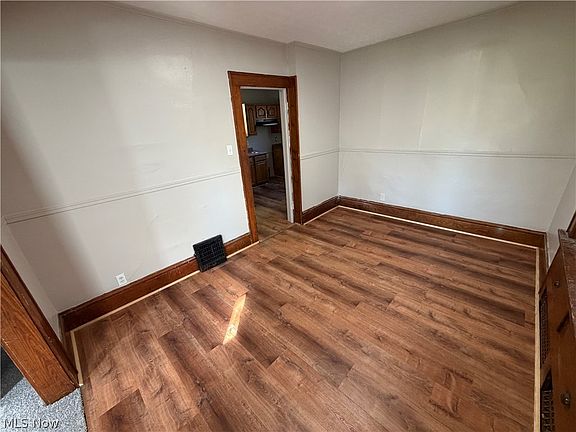 3rd image of 1201 Sherman St