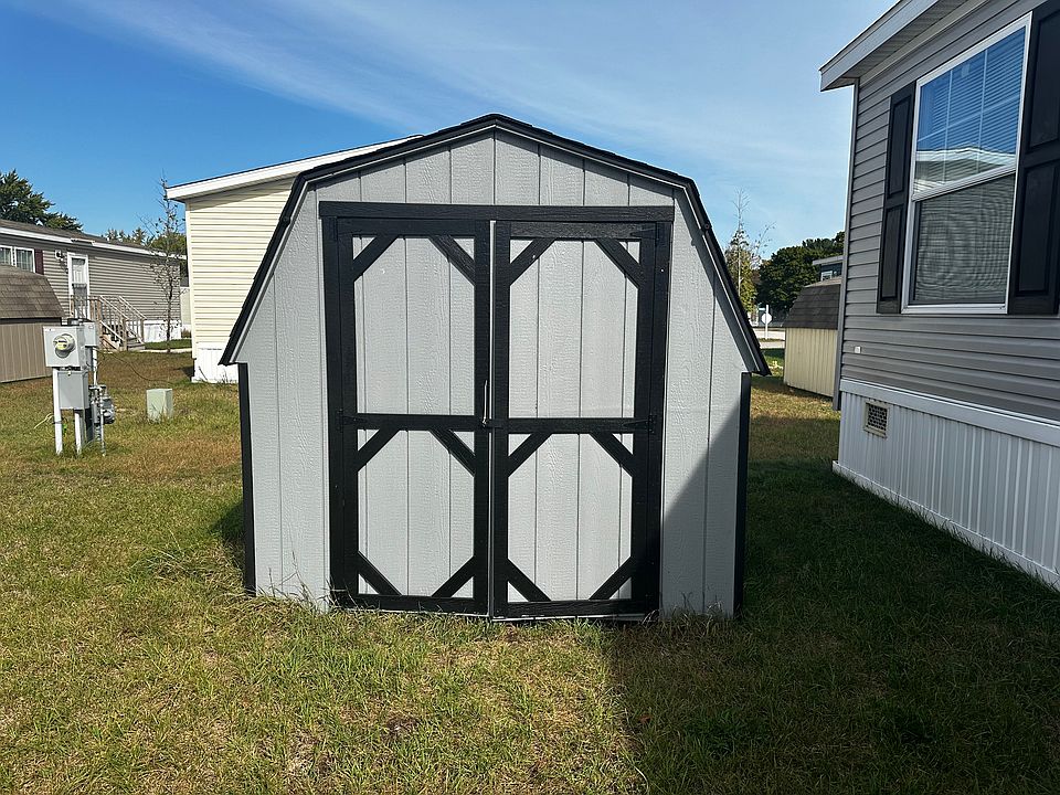 2nd image of 4828 Orchard Ave #584