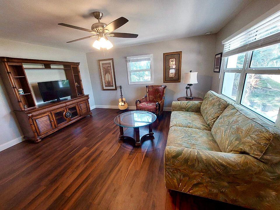 1st image of 4065 Archer Ln