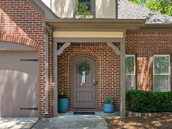 2nd image of 2295 Abbeyglen Cir