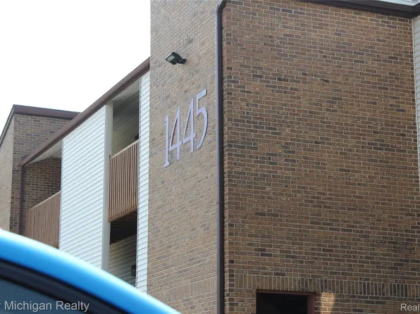 1445 E Pond Dr APT 24, Okemos, MI 48864
