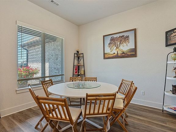 5th image of 1158 Camerino St