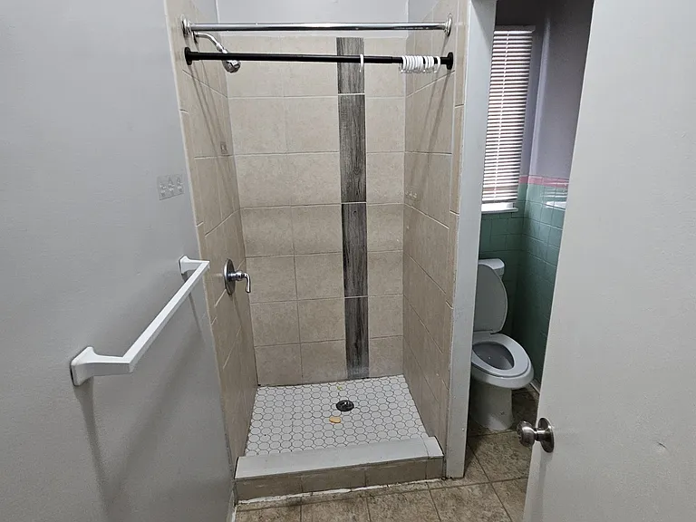 111 N Hermitage Ave #5 — Photo 10
