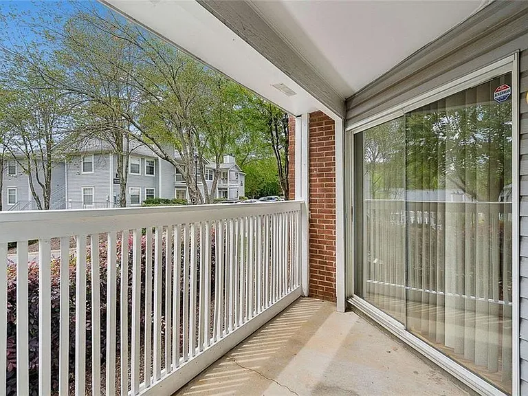 1465 Keys Crossing Dr NE — Photo 26