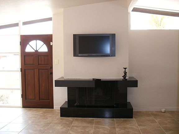 living room fireplace/TV