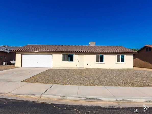 3825 S Isabel Dr