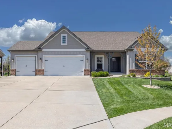 310 Wilmer Farm Trl, Wentzville, MO 63385