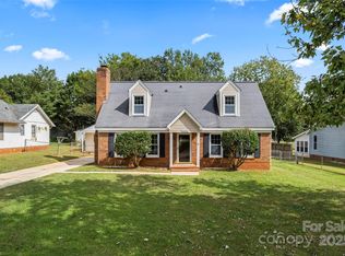 6606 Old Meadow Rd, Charlotte, NC 28227