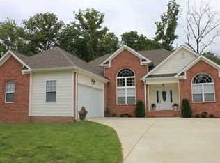 8375 Lexie Ln, Ooltewah, TN 37363