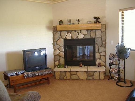 2nd image of 1981 N Bison Ridge Trl #4