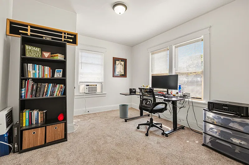 2 bed, 1.0 bath, $1,500 — Photo 4