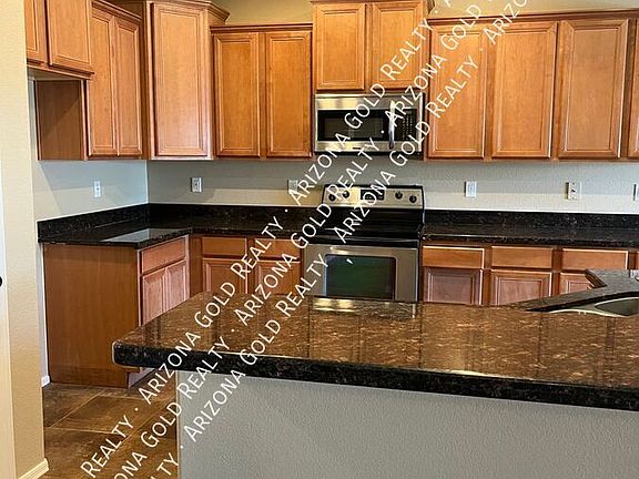 5th image of 44171 W Adobe Cir