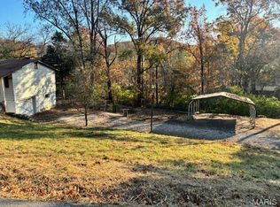 2864 Patti Ln, High Ridge, MO 63049