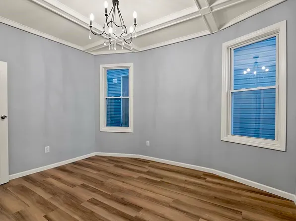 149 Wegman Parkway image 9 of 15