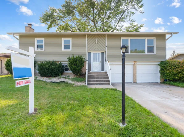 15208 Boca Rio Dr, Oak Forest, IL 60452