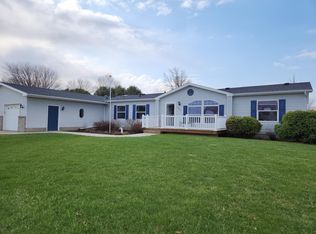 605 4th St NW, Hayfield, MN 55940