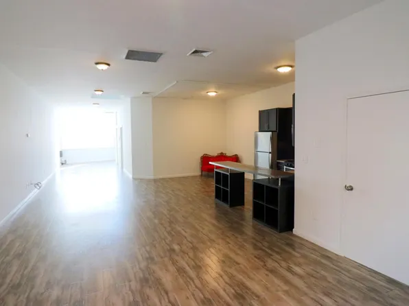 586 Bay St, Staten Island, NY 10304