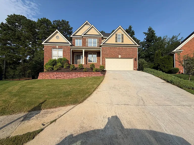 768 Laurel West Ln — Photo 1