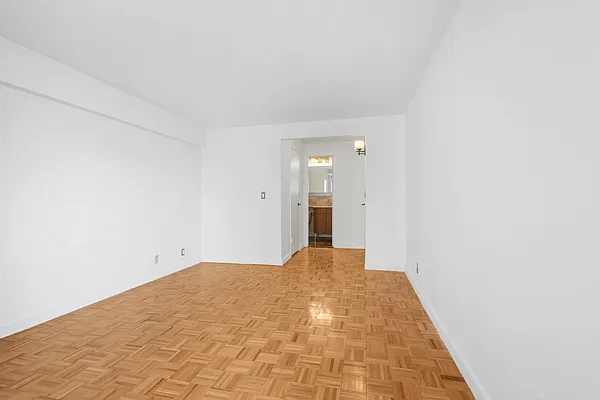 Rented by Berkshire Hathaway HomeServices New York Properties | media 15