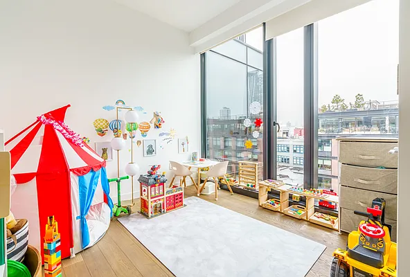 Rented by SERHANT. | media 48