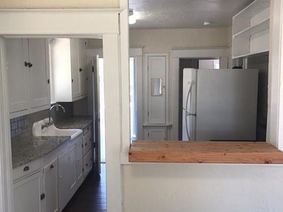 3rd image of 708 E Rockwell Ave